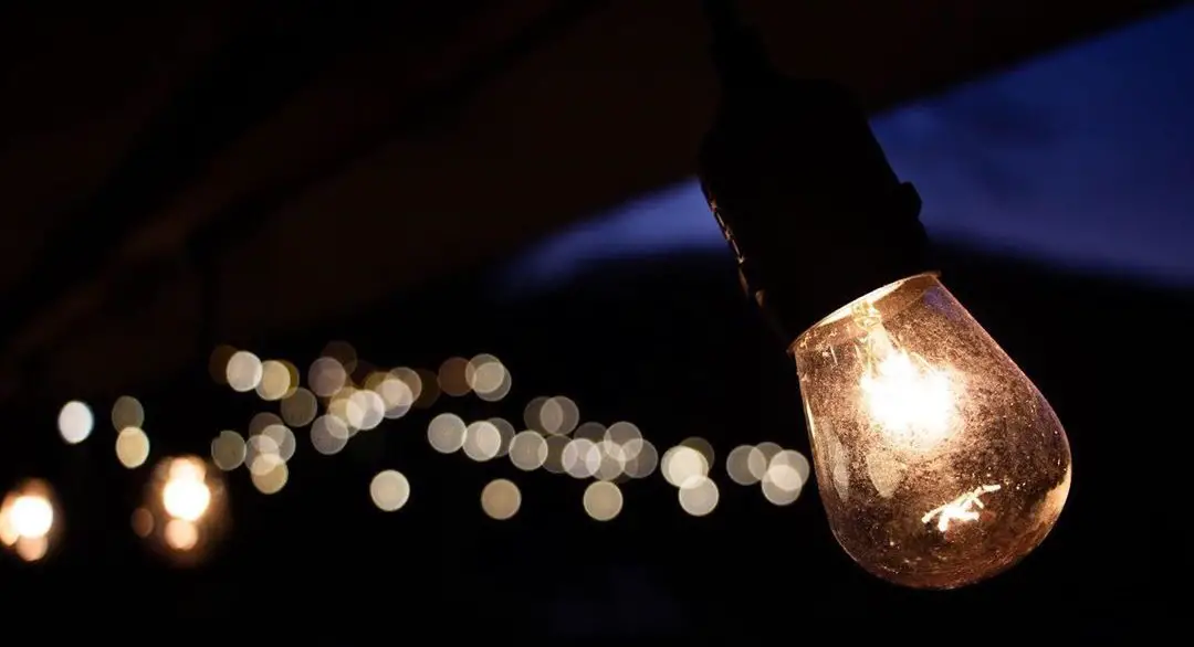 Zoekmachinemarketing Onbepaald Vul in Wat te doen als een led-lamp flikkert? - De oorzaak van flikkerende lampen