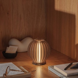 Eva Solo Radiant LED accu-tafellamp, breed donker