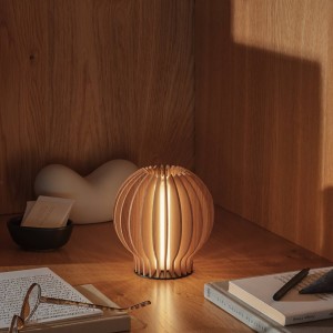 Eva Solo Radiant LED accu-tafellamp, breed, licht