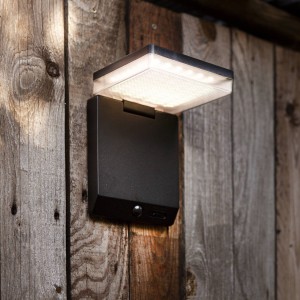 LUTEC LED wandlamp solar Moze, instelbaar met sensor