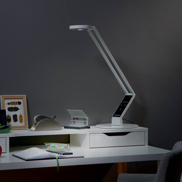 Luctra table lineair led tafellamp voet wit 2 1