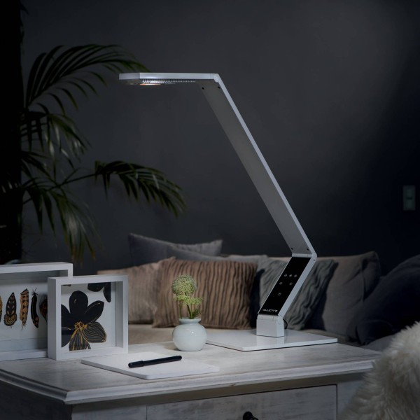 Luctra table lineair led tafellamp voet wit 2