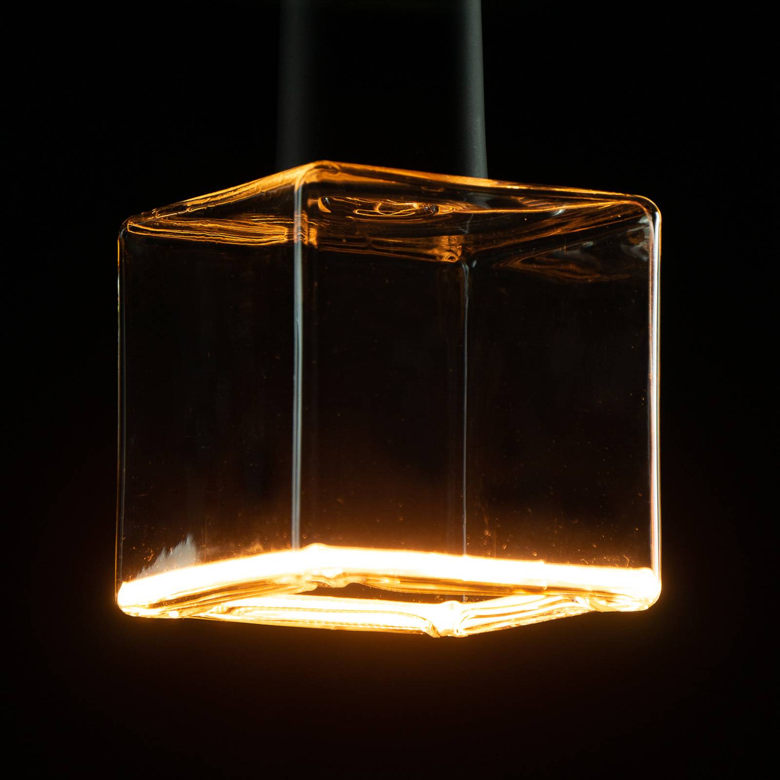 SEGULA LED Floating-Cube 86 E27 4,5W warmwit