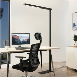 Arcchio LED kantoor vloerlamp Tamilo, zwart