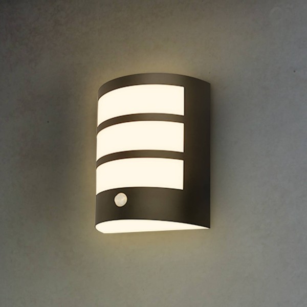 Briloner buitenwandlamp 3795015 zwart kunststof sensor