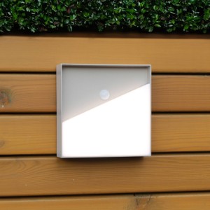 Eco-Light Meg LED wandlamp, zandkleurig, 15 x 15 cm, sensor