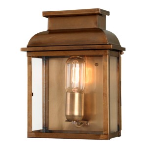 Elstead Handgemaakte buitenwandlamp Old Bailey, messing