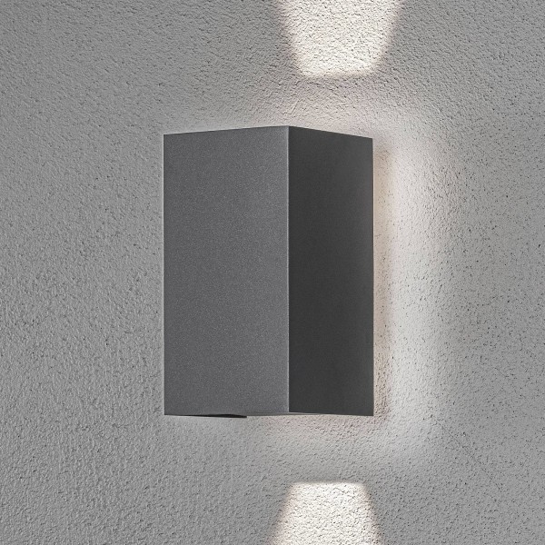 Konstsmide led buiten wandlamp cremona met achtergrondlicht