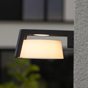 LUTEC LED buitenwandlamp Moon, CCT, IP44