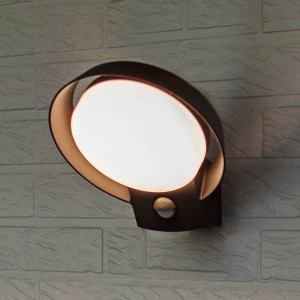 LUTEC LED buitenwandlamp Polo van gegoten alu sensor