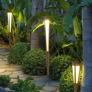 Les Jardins Tecka LED-zonnezaklamp met sensor, 120 cm, teakhout