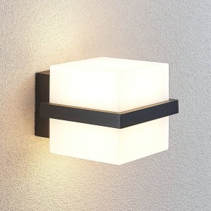 Lindby LED buitenwandlamp Auron, kubusvormig