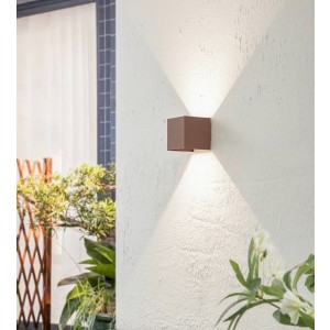 Lindby LED buitenwandlamp Nivar, hoekig, roestbruin, metaal