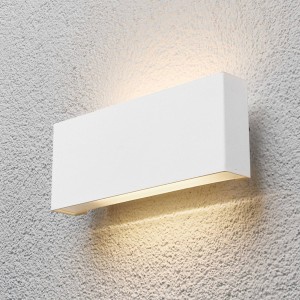 Lindby Safira – LED-buitenwandlamp in het wit