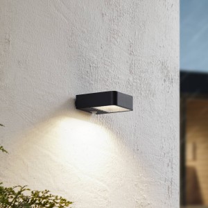 Lucande LED buitenwandlamp Dava op zonne-energie, hoogte 5 cm, sensor