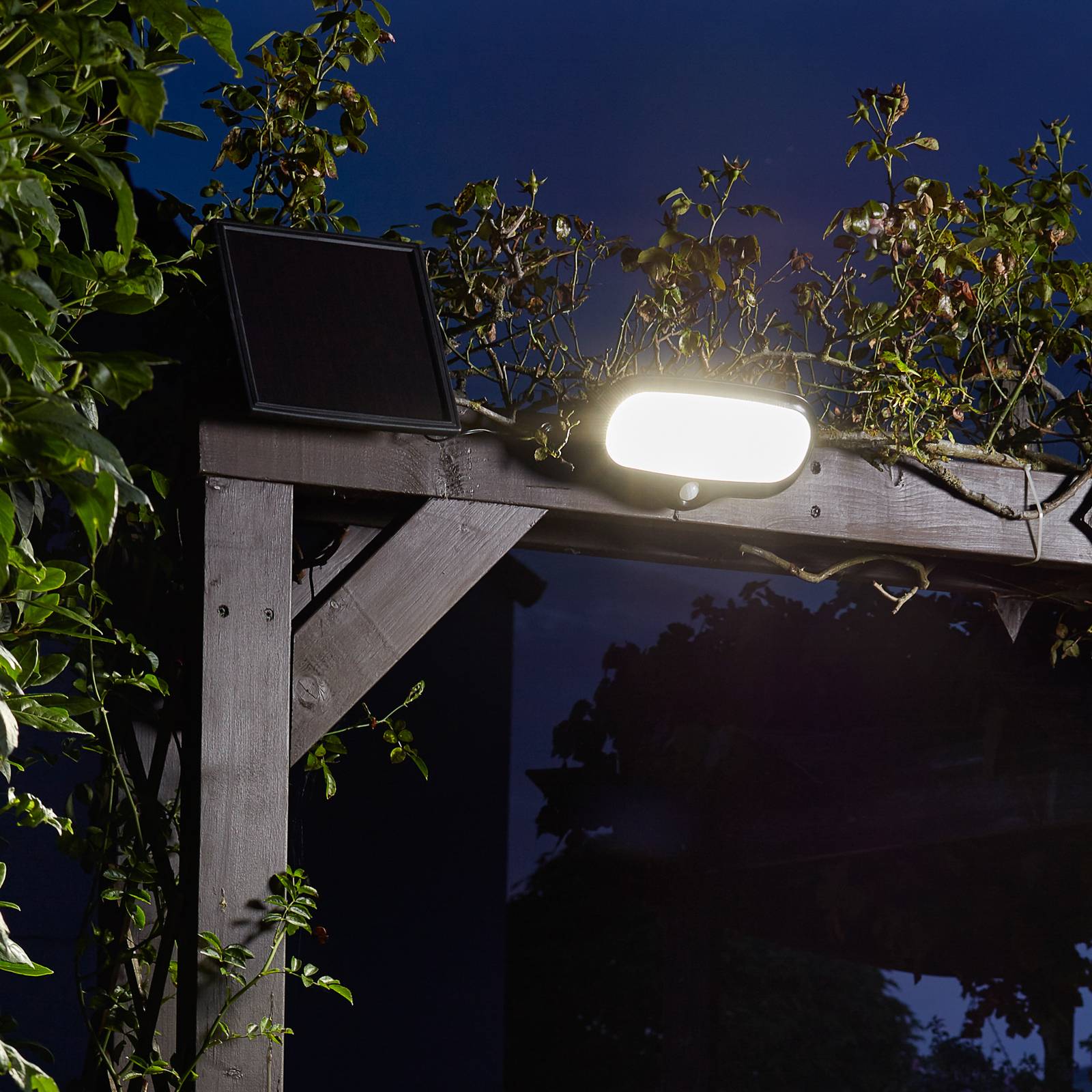 Smart garden led solar-wandlamp flood light met sensor