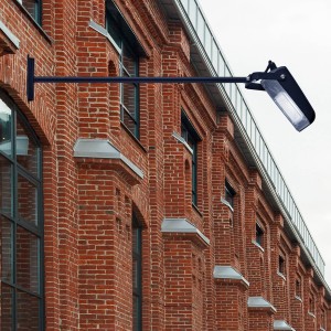 Searchlight LED buitenwandlamp Pub met lange arm, IP65