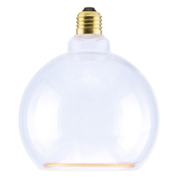 Globelamp uit de exclusieve floating serie van segula. Deze uitvoering heeft helder glas en een diameter van 150mm. De lampen zijn dimbaar en geven licht via een filament in de rand van de lamp. Dit geeft een bijzondere reflectie in de lamp en unieke lichtstraling.