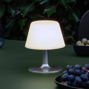 Eva Solo SunLight LED tafellamp op zonne-energie 16cm opaal